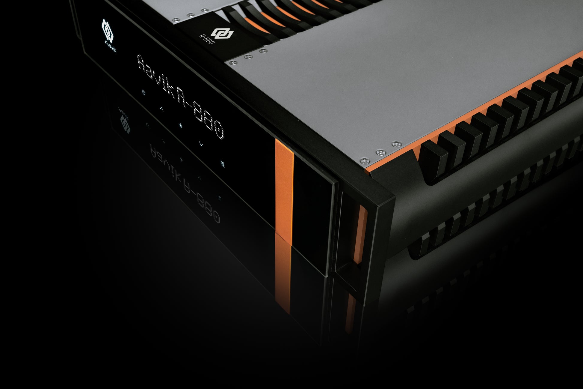 Aavik R-880