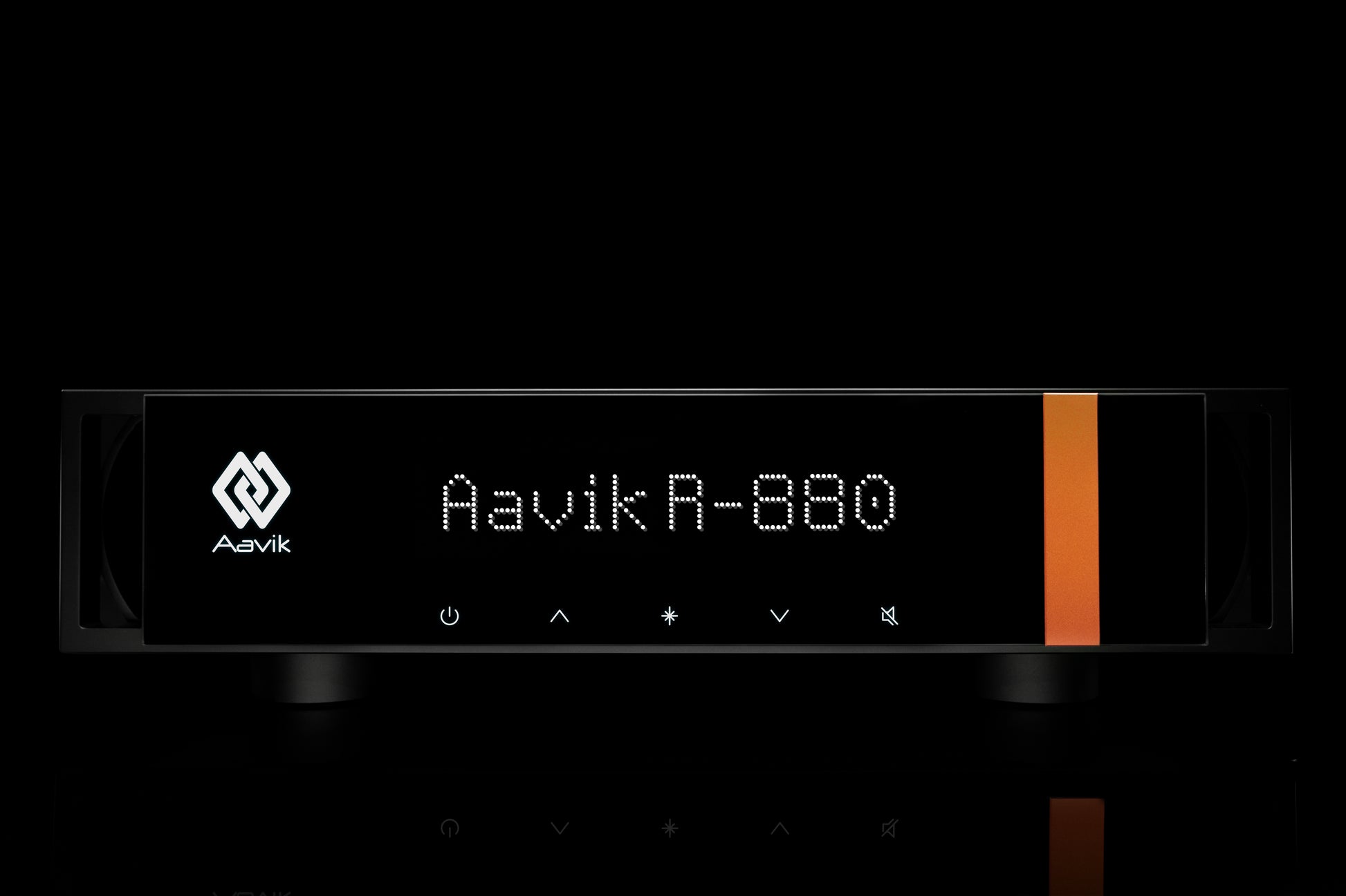 Aavik R-880